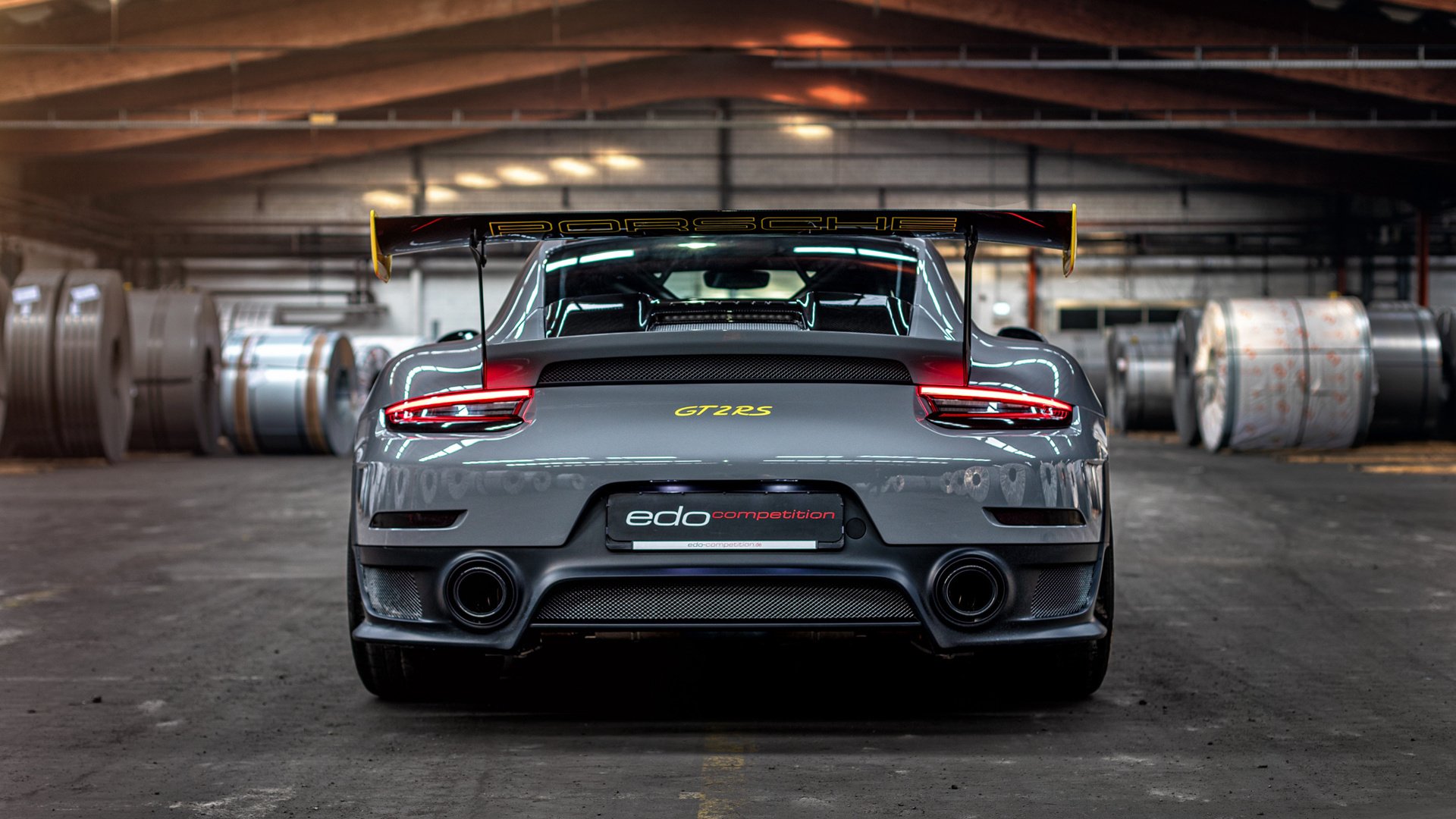 库兹马诺维奇在巴黎奥运会手球比赛中多次扑救对方远射，库兹马被选中视频